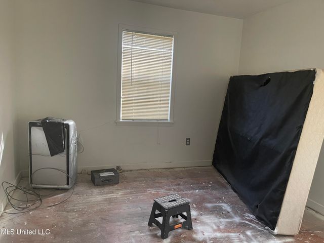 3853 Warner Avenue, Jackson, MS 39213