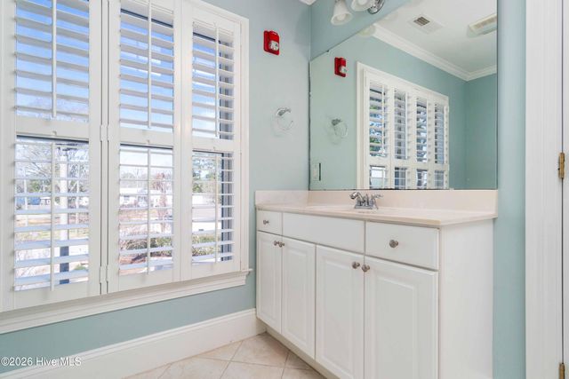 300 Midyette Street B5, Oriental, NC 28571