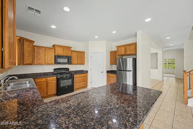 10215 E Starion Avenue, Mesa, AZ 85212