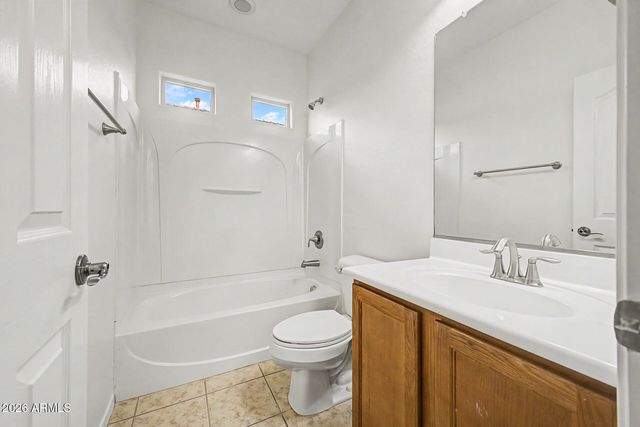 10215 E Starion Avenue, Mesa, AZ 85212