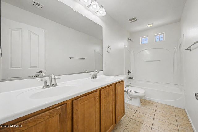 10215 E Starion Avenue, Mesa, AZ 85212