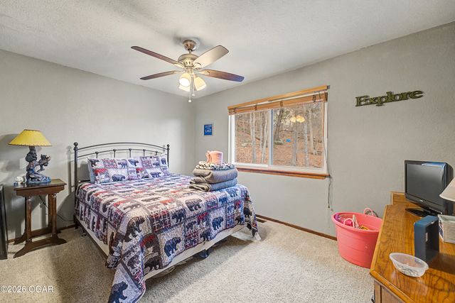 11537 Cedar Drive, Garfield, AR 72732