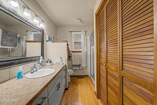 11537 Cedar Drive, Garfield, AR 72732