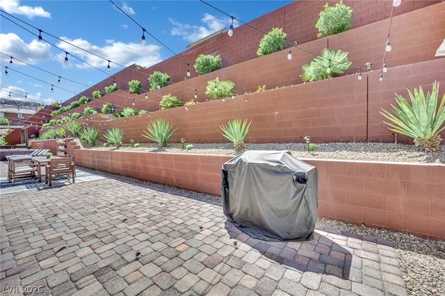 5523 Kyle Peak Court, Las Vegas, NV 89135