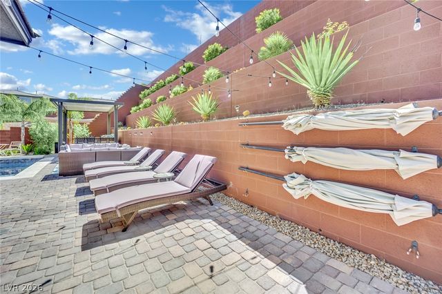 5523 Kyle Peak Court, Las Vegas, NV 89135