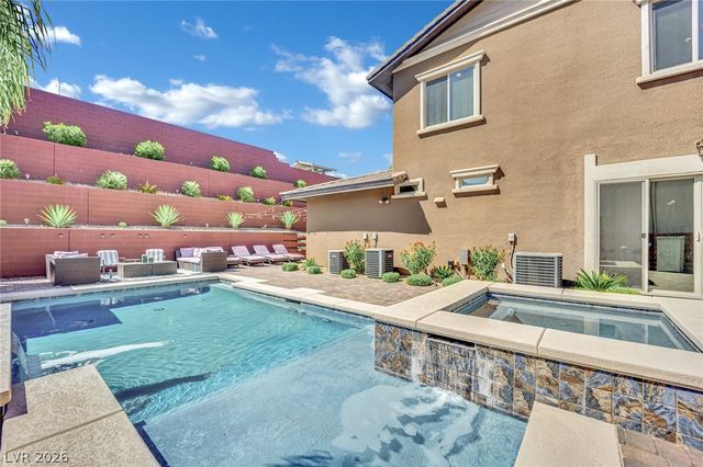 5523 Kyle Peak Court, Las Vegas, NV 89135