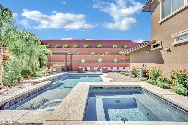 5523 Kyle Peak Court, Las Vegas, NV 89135
