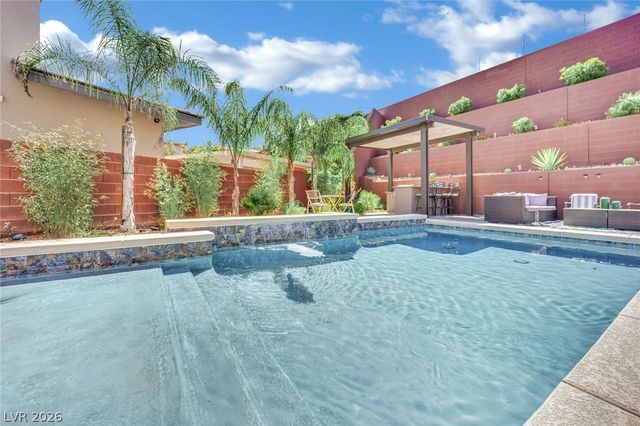 5523 Kyle Peak Court, Las Vegas, NV 89135