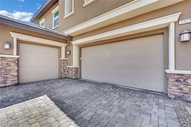 5523 Kyle Peak Court, Las Vegas, NV 89135