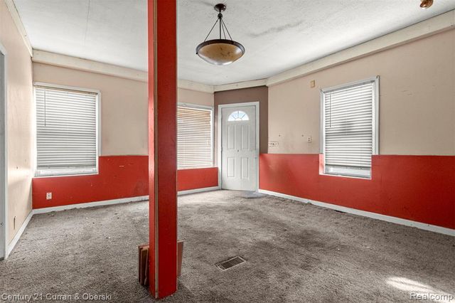 1270 E 1st Street, Monroe, MI 48161