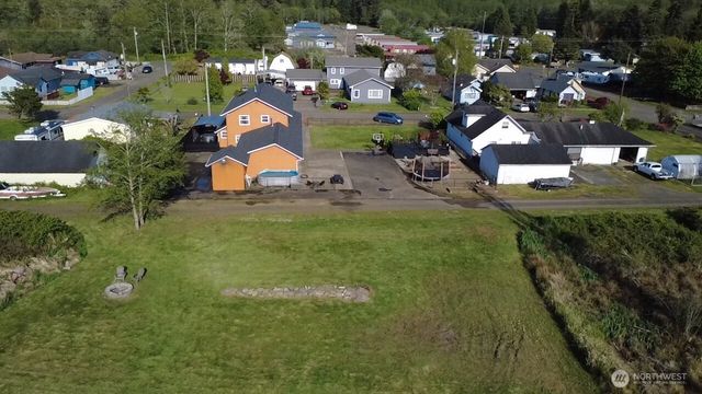 2025 Panama Avenue, Hoquiam, WA 98550