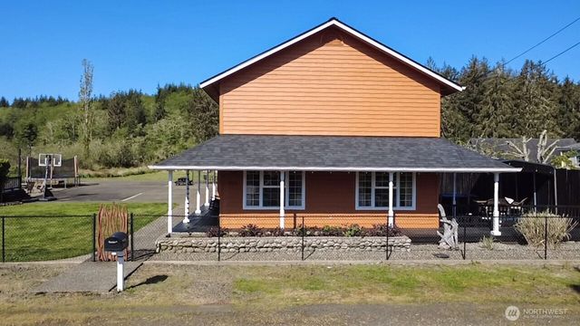 2025 Panama Avenue, Hoquiam, WA 98550