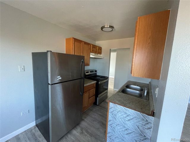 1590 Clinton 202, Denver, CO 80010