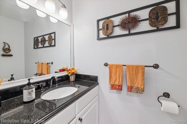 2841 Treyburn Lane, West Bloomfield Charter Township, MI 48324