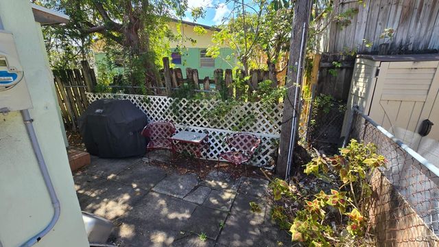 231 NE 20th Avenue B, Pompano Beach, FL 33060