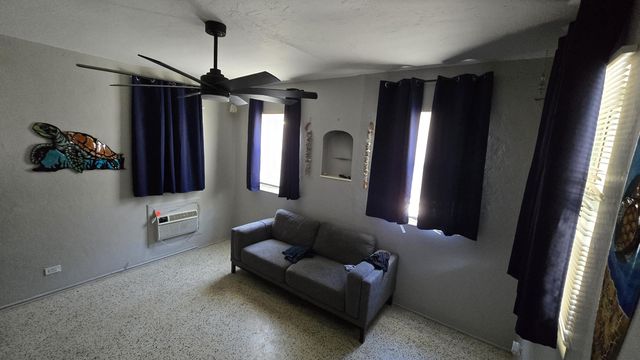 231 NE 20th Avenue B, Pompano Beach, FL 33060