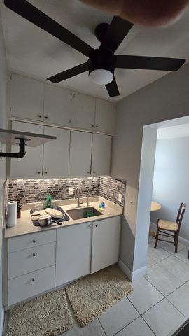 231 NE 20th Avenue B, Pompano Beach, FL 33060