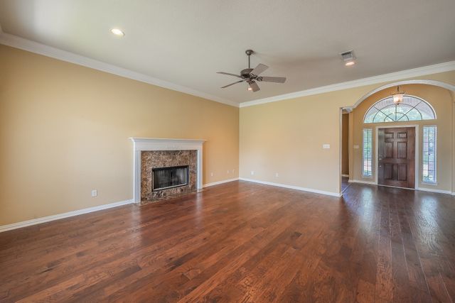 8152 Vine Wood Drive, North Richland Hills, TX 76182