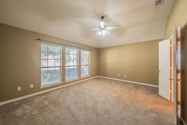 8152 Vine Wood Drive, North Richland Hills, TX 76182