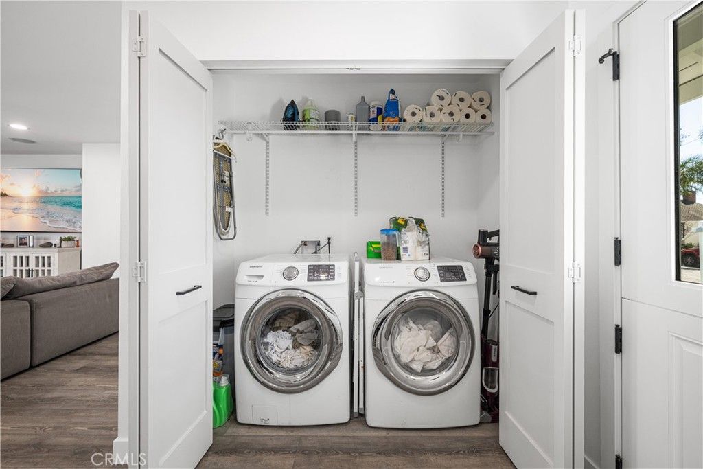 Image 19 of property listing at 3246 N Marwick, Long Beach, CA 90808