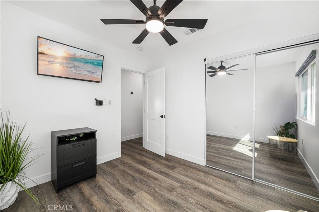 Image 40 of property listing at 3246 N Marwick, Long Beach, CA 90808