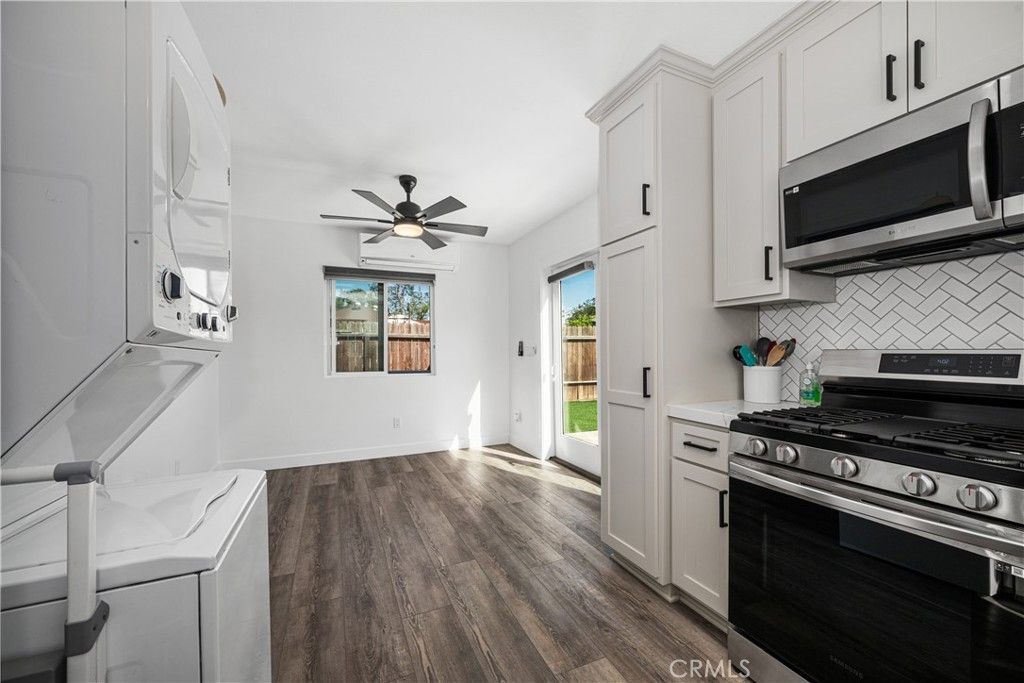 Image 43 of property listing at 3246 N Marwick, Long Beach, CA 90808