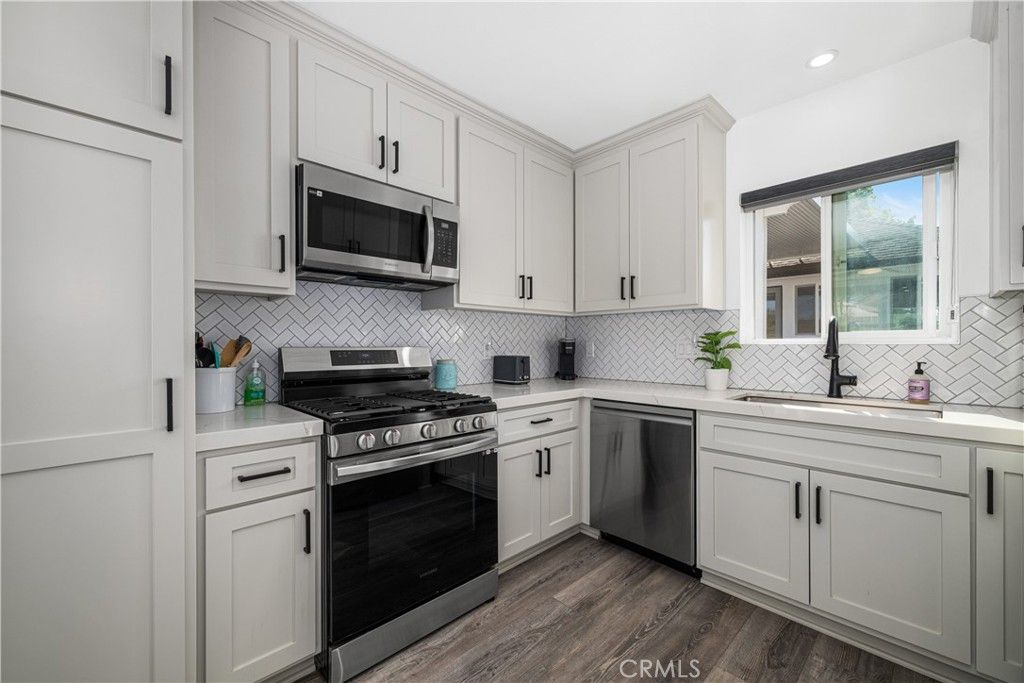 Image 47 of property listing at 3246 N Marwick, Long Beach, CA 90808