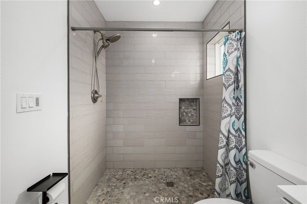 Image 54 of property listing at 3246 N Marwick, Long Beach, CA 90808