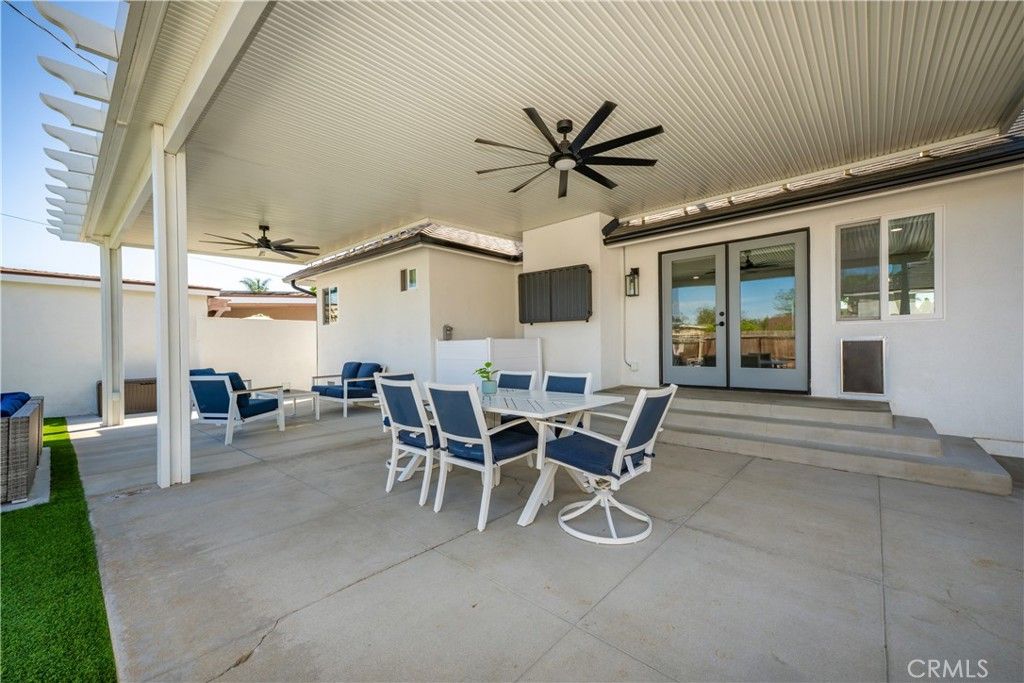 Image 55 of property listing at 3246 N Marwick, Long Beach, CA 90808