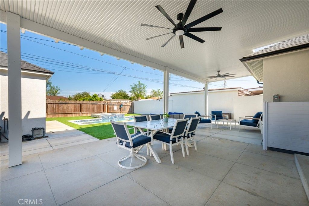 Image 59 of property listing at 3246 N Marwick, Long Beach, CA 90808