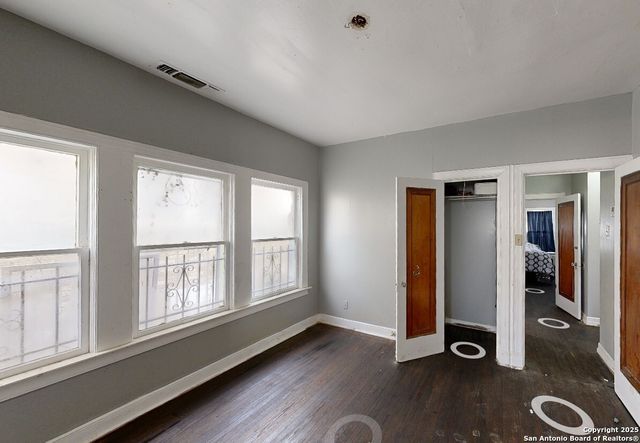 615 Avant Ave, San Antonio, TX 78210