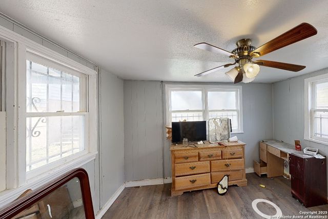 615 Avant Ave, San Antonio, TX 78210