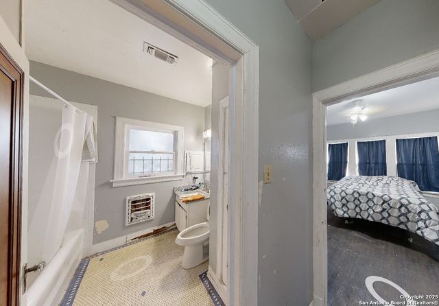 615 Avant Ave, San Antonio, TX 78210