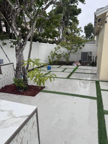 11747 NW 12th Street, Pembroke Pines, FL 33026