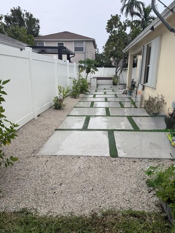 11747 NW 12th Street, Pembroke Pines, FL 33026