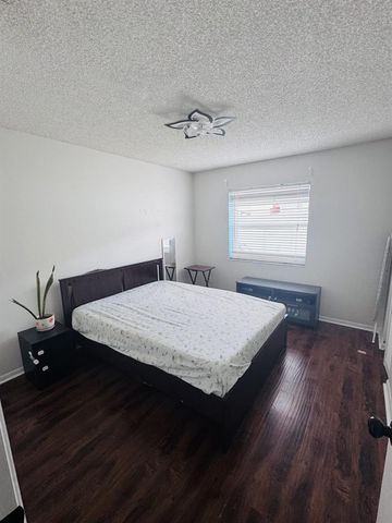 11747 NW 12th Street, Pembroke Pines, FL 33026