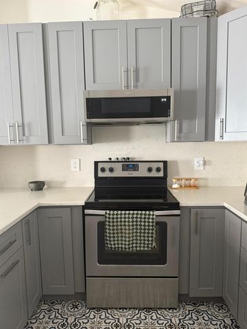 11747 NW 12th Street, Pembroke Pines, FL 33026