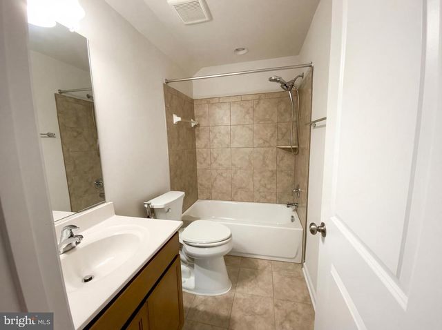 11708 ROBIN WOODS CIR, Spotsylvania, VA 22551