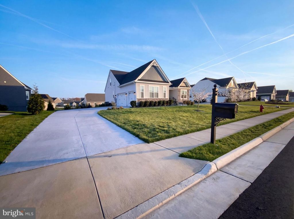 11708 ROBIN WOODS CIR, Spotsylvania, VA 22551