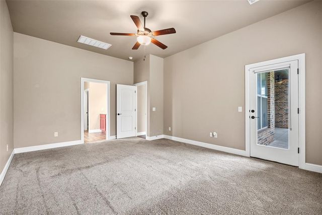 9015 Tall Oaks Drive, Guthrie, OK 73044