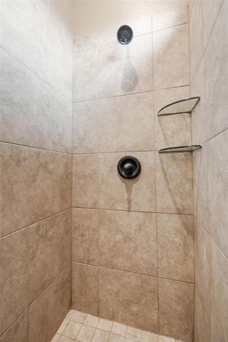 9015 Tall Oaks Drive, Guthrie, OK 73044