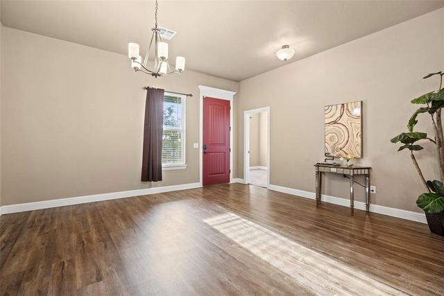 9015 Tall Oaks Drive, Guthrie, OK 73044