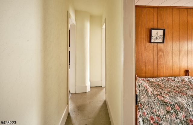 20 Maple St, Milford Boro, NJ 08848
