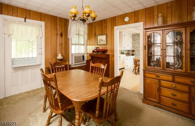 20 Maple St, Milford Boro, NJ 08848