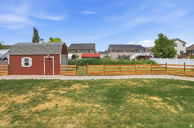 3636 W 910 S, Syracuse, UT 84075