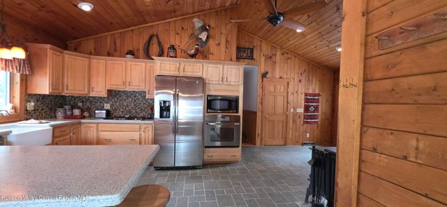 881 Route 402, Westerlo, NY 12193