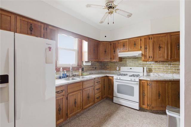 1615 Polk Street, Aliquippa, PA 15001