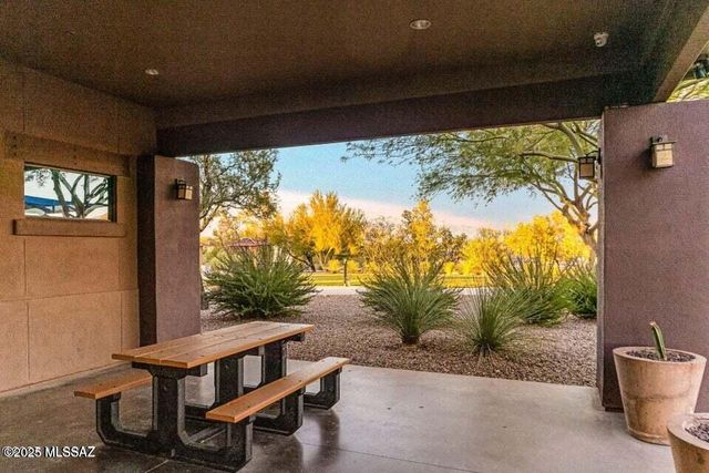 6012 S Sweet Birch Lane, Tucson, AZ 85747