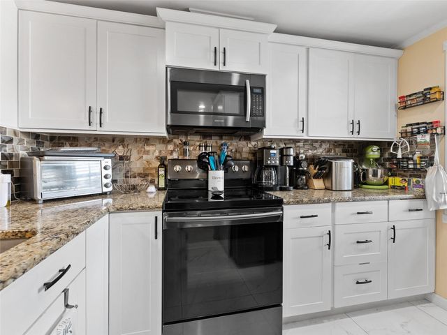 4237 REDCLIFF PLACE -, New Port Richey, FL 34652