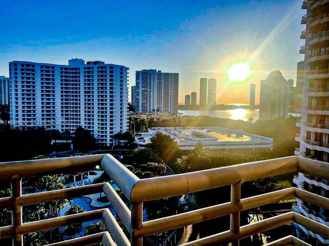3300 NE 191 Street 1207, Aventura, FL 33180